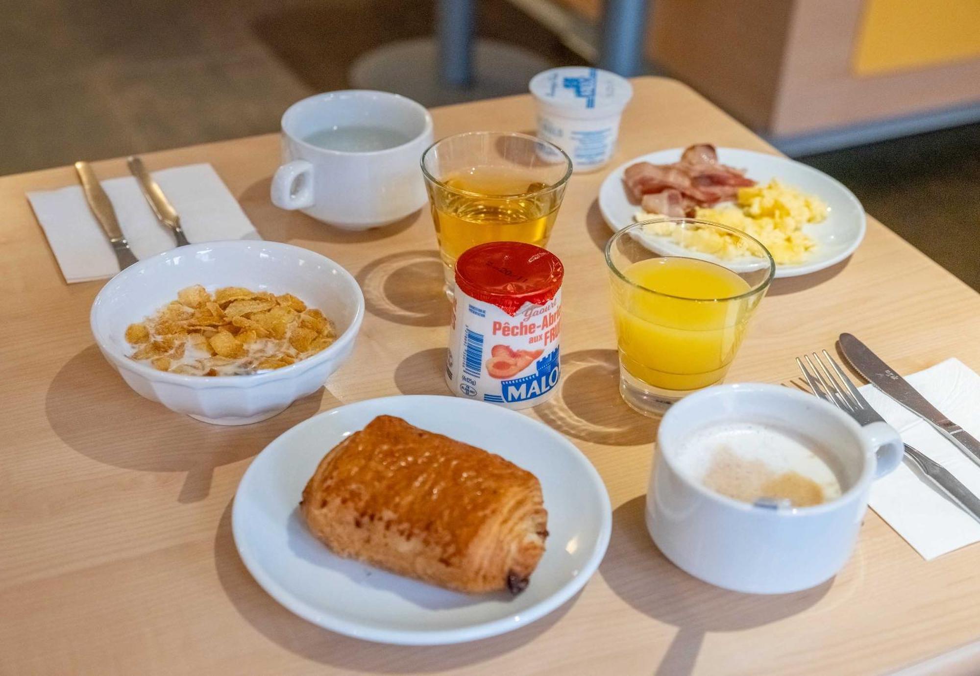 B&B Hotel Annemasse Est Εξωτερικό φωτογραφία